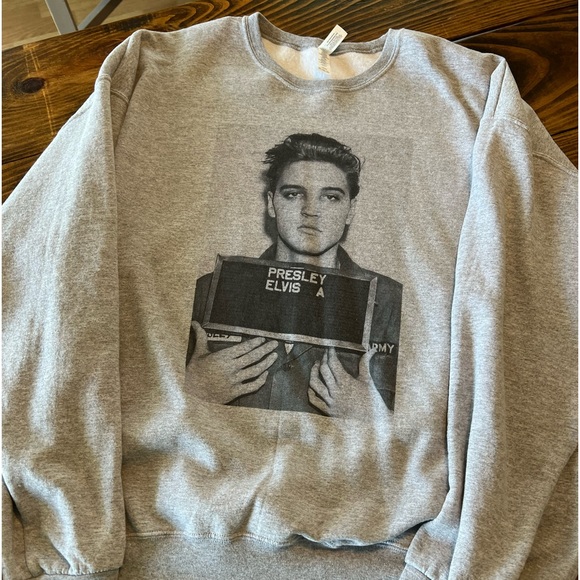 Boutique Tops - Elvis Sweatshirt